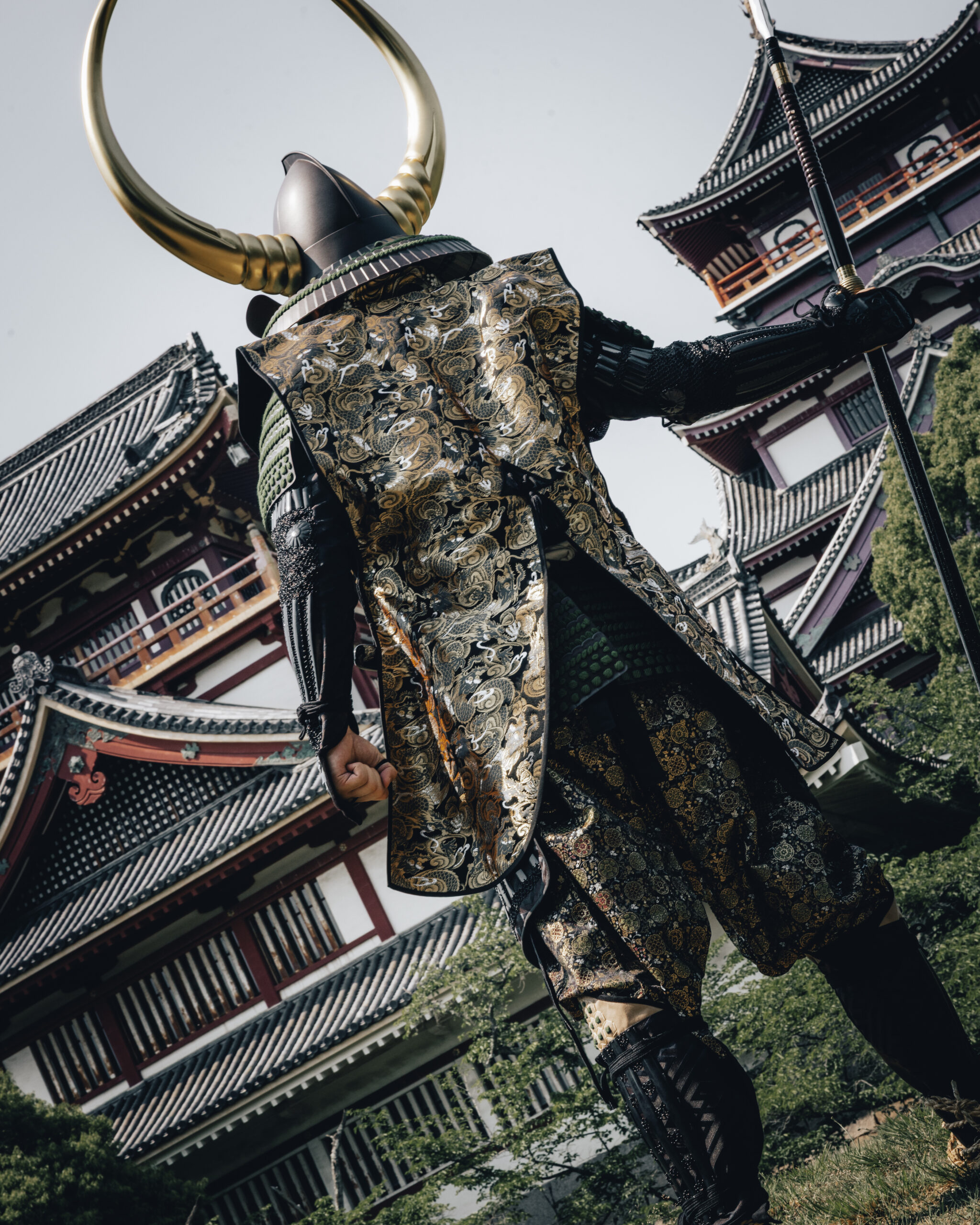 atack on the castle_samurai